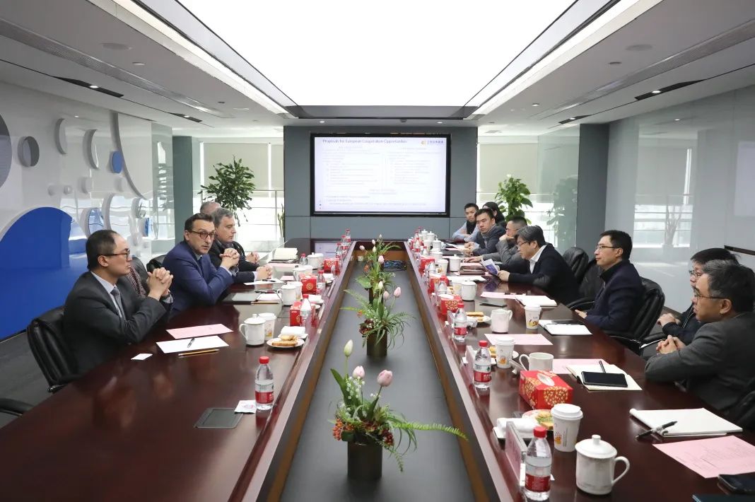 CEVA Logistics一行来访上汽欧宝OB物流